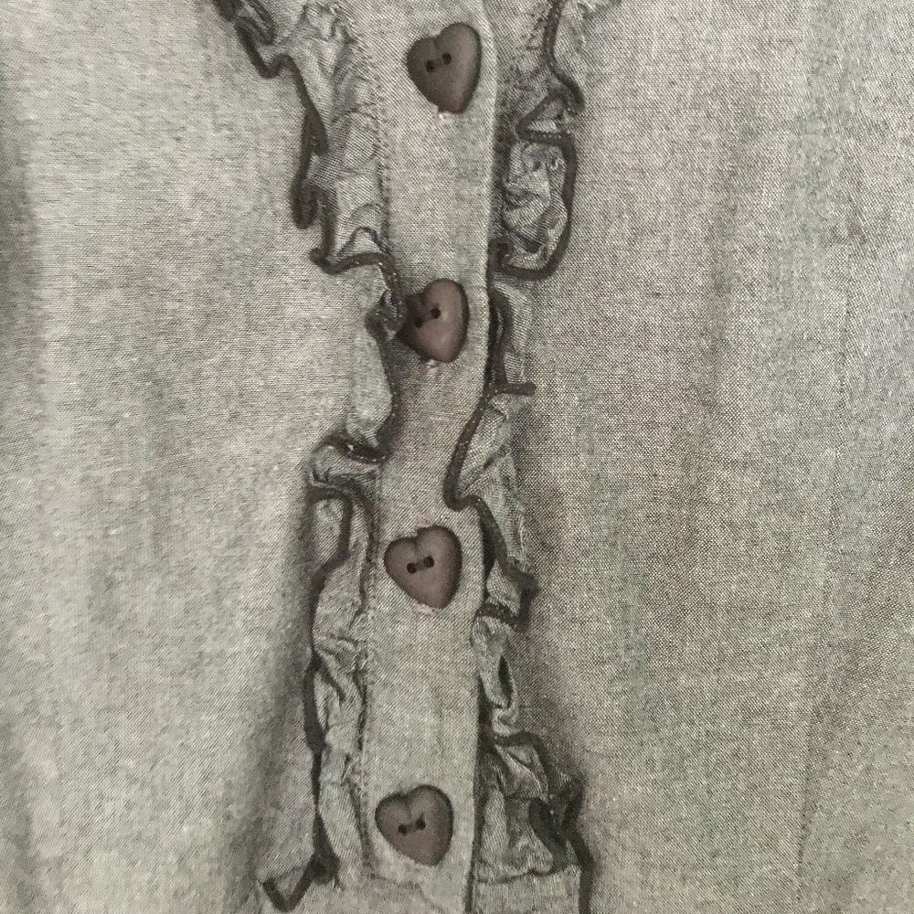 Grey heart button dress cap sleeve size large